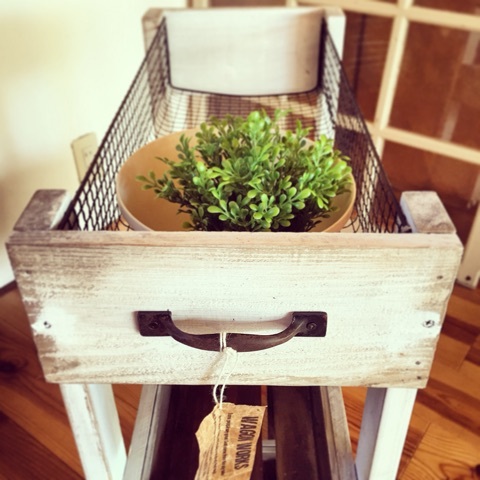 {76DFF0A4-60C6-4E2D-8F7E-B69144B9522D:01}