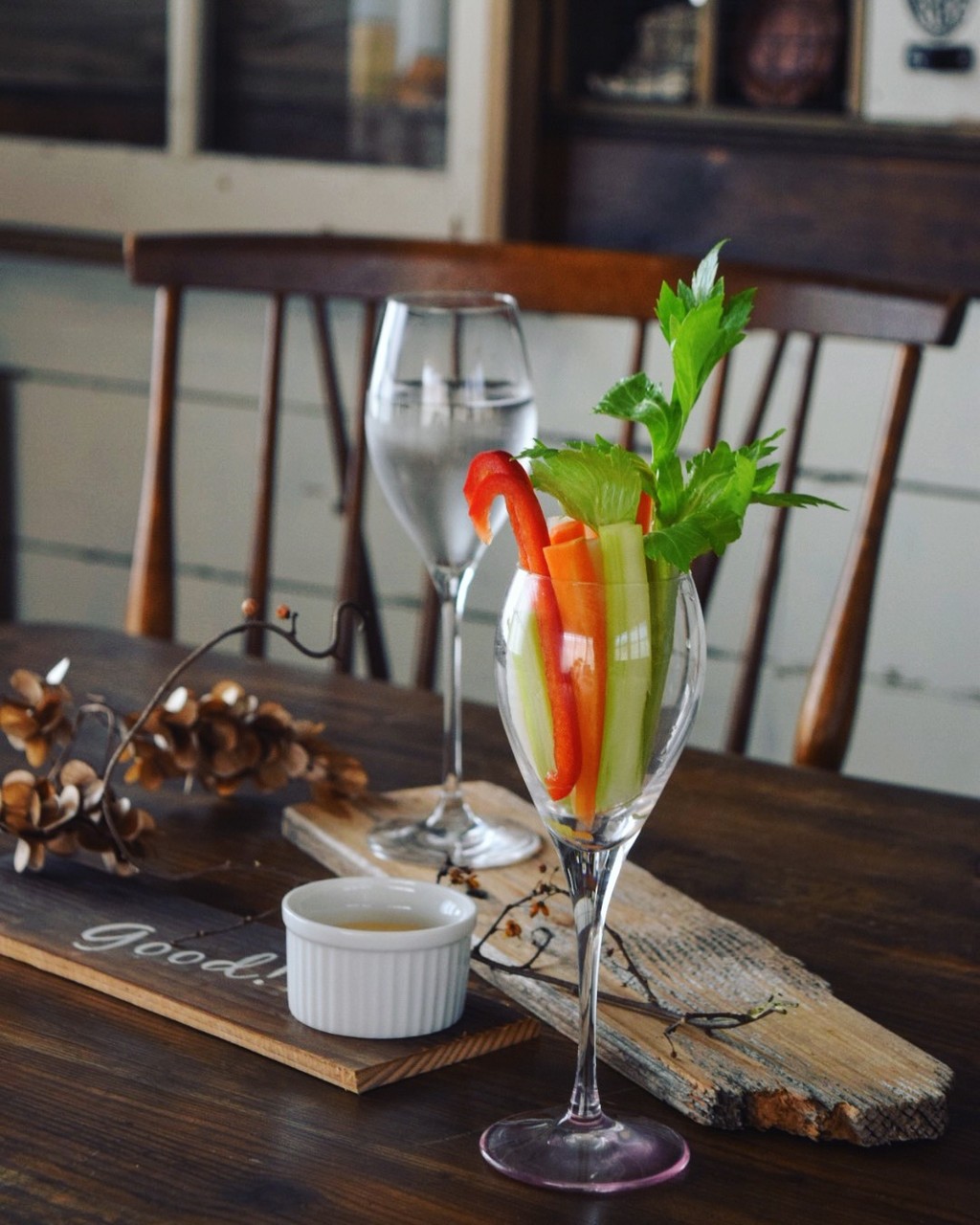 100均のすのこを利用した収納とワイングラスで野菜スティック うみゃ 味噌ディップ作ったよ Studio In The Afternoon リノベーションとお家収納diy Wagon Worksブログ Powered By ライブドアブログ