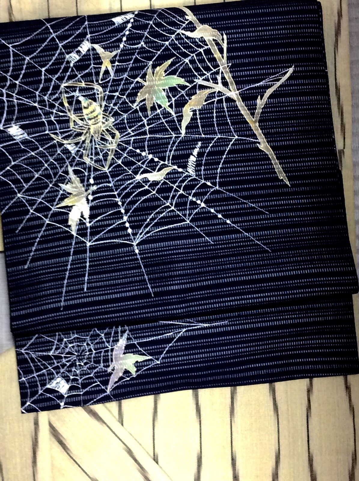 袋帯　バッグ　蜘蛛の巣　桜　濃紺