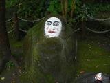 『じめさあ』の石像がひっそりとあった