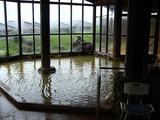 大浴場「紅殻之湯」は茶褐色のお湯