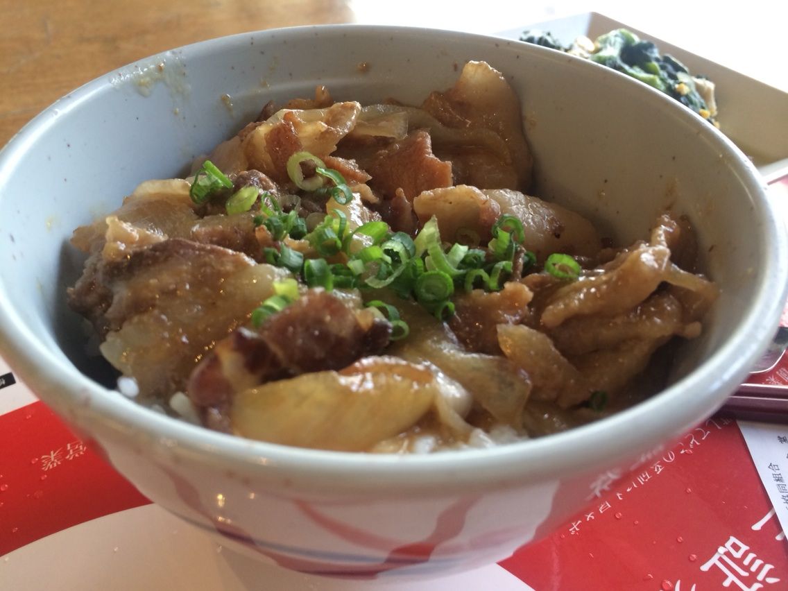 今週のオススメ 豚みそ焼肉丼が美味しい 東北大学の学食 文系食堂 くんちゃんの仙台日記