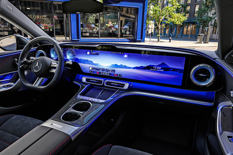 04_LV_260417_Mercedes-Benz_C-Class_EV