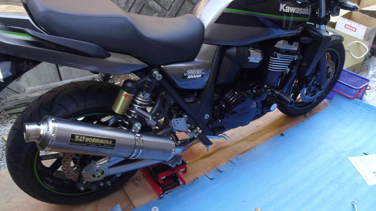 おタク マフラー カワサキ(Kawasaki)/ZRX1200 DAEG POWERBOX TitanBlue｜SP忠男