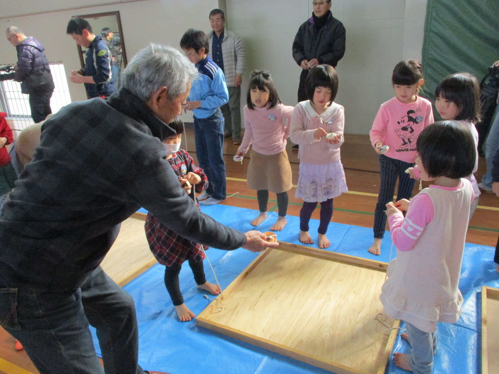 コマ回し選手権 出場 社会福祉法人 若葉福祉会 若葉保育園 コマ回し選手権 出場 社会福祉法人 若葉福祉会 若葉保育園