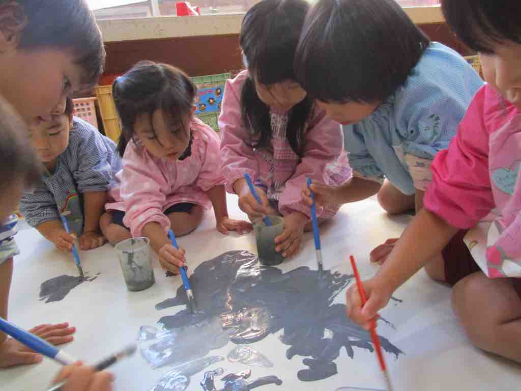 チューリップの球根を植えましたぁ 社会福祉法人 若葉福祉会 若葉保育園