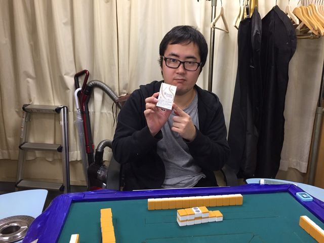 麻雀中タバコを吸わなくても手持ち無沙汰にならない方法6選 麻雀鍋