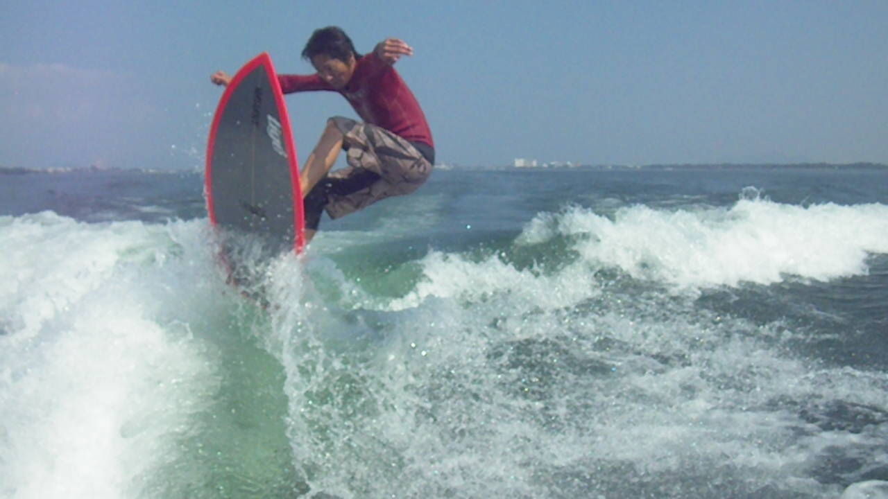 ウェイクサーフィン琵琶湖 ウェイクサーフィン