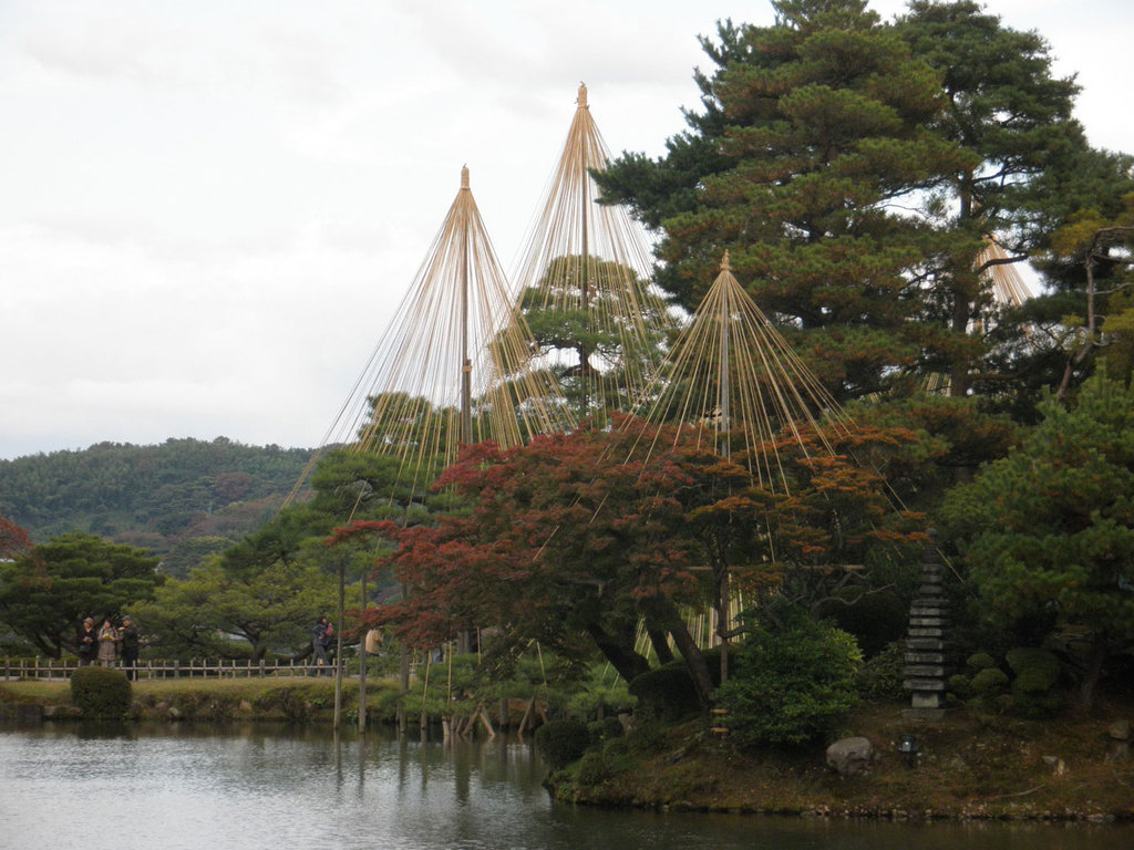 北陸の冬の風物詩 兼六園 雪吊り 加賀屋ブログ 和倉温泉 旅館