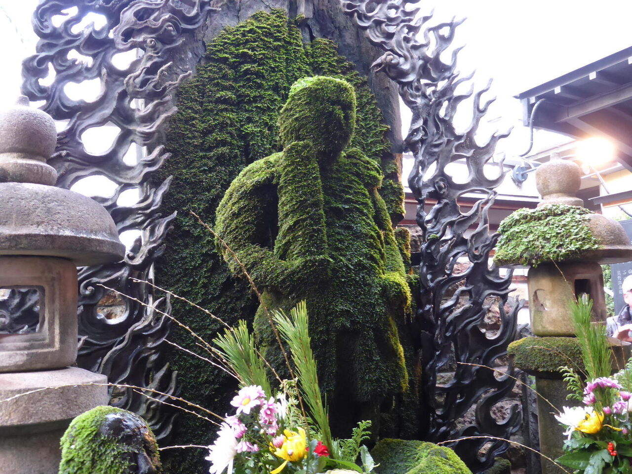 大阪ミナミの水掛不動尊 ～ 法善寺（ほうぜんじ） ～ : 日日是好日（に