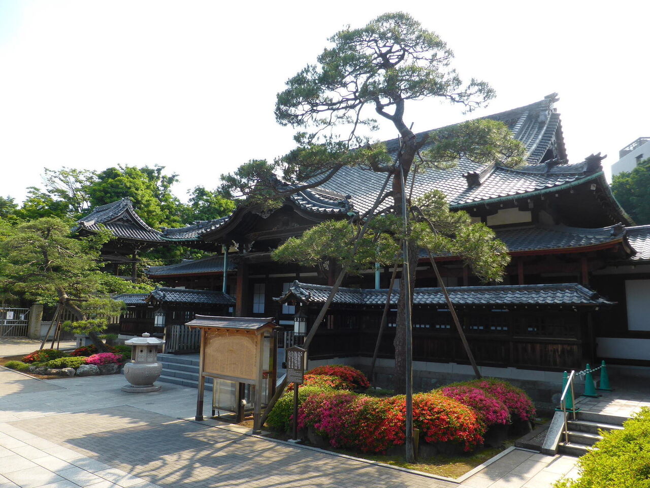 赤穂義士四十七士の墓所 ～ 泉岳寺（せんがくじ） ～ : 日日是好