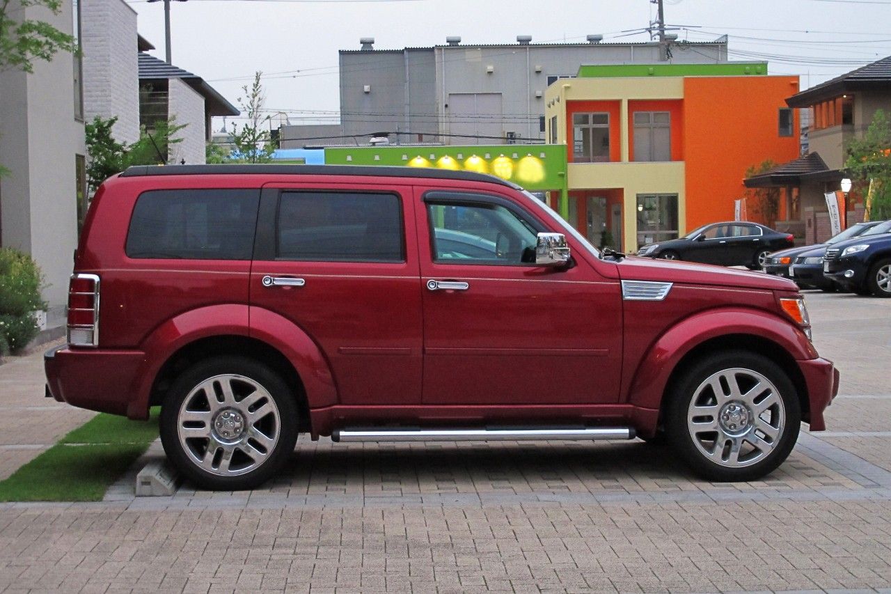 22人気特価 ダッジ ナイトロ ディーラー車 Dodge 車検令和4年8月まで 外国自動車本体 Hlt No