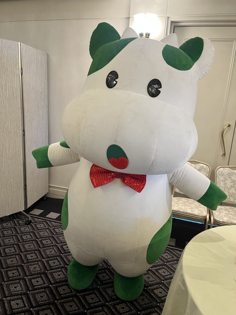 E91DC19B-76AB-4F1D-9CCF-BBD99F5A0259