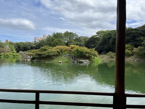 EC69A622-930D-440F-85BC-64CA15C1DA90