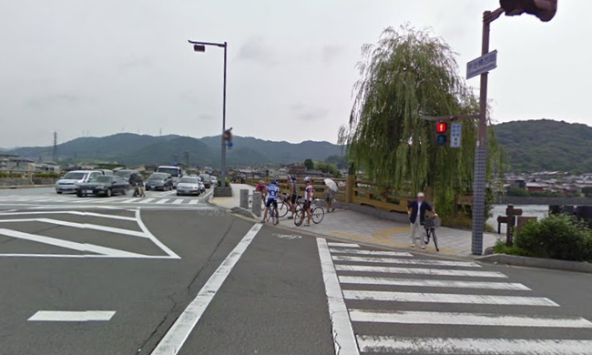 ストリートビューで見つけたロード乗り