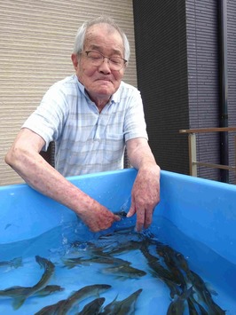 ���ΰ��˷�᤿��