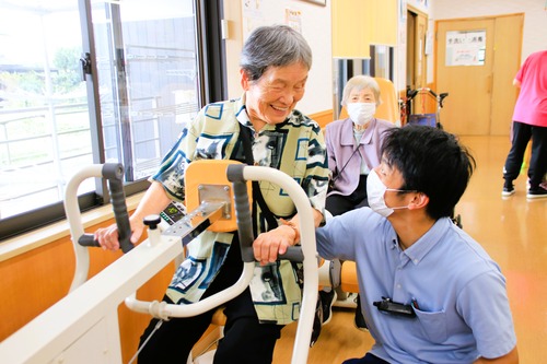 �ޥ���ȥ졼�˥󥰢�