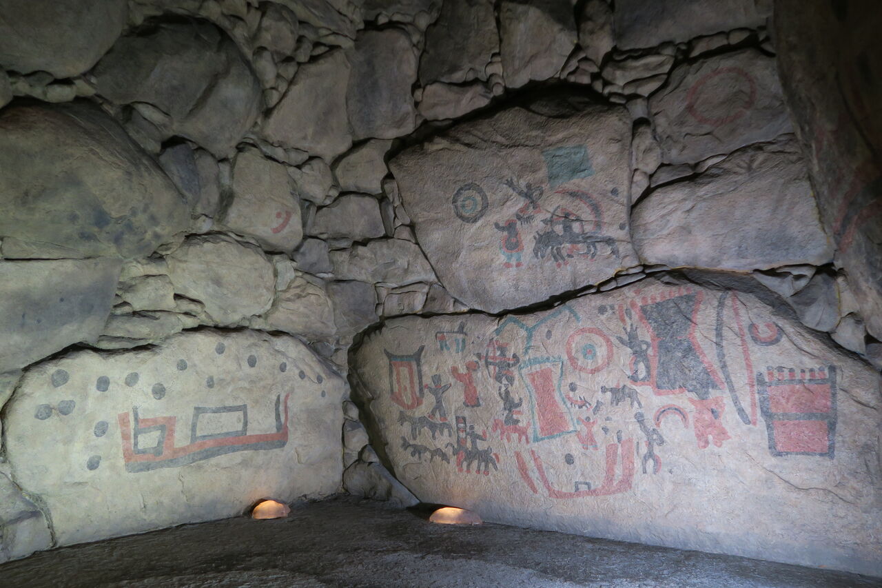 装飾古墳今昔紀行 Past and Present Trips to Decorated Ancient Tombs in Japan                        蕨手