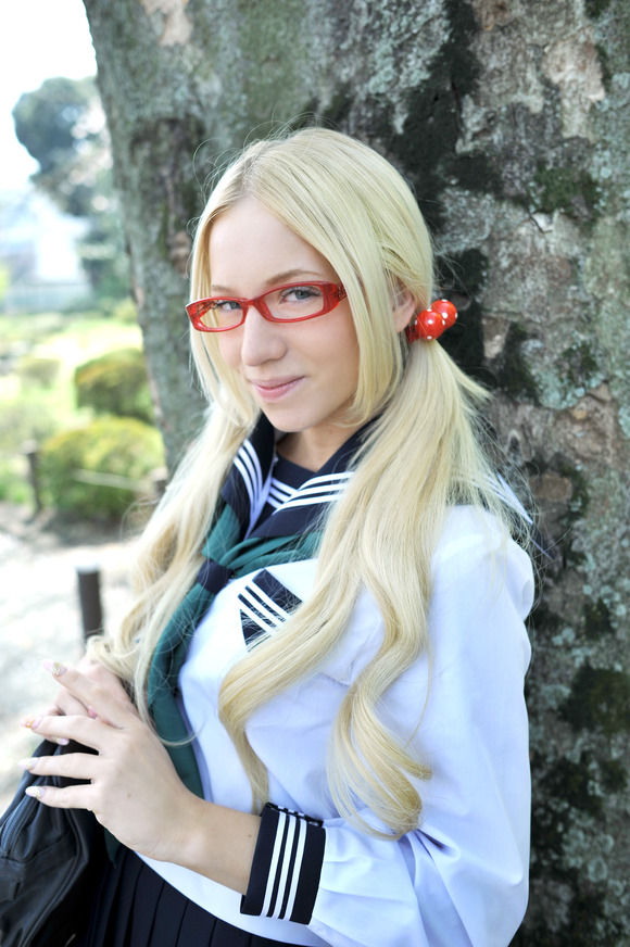 バカ ロシア人にセーラー服着せたろ W バカ ロシア人にセーラー服着せたろ W