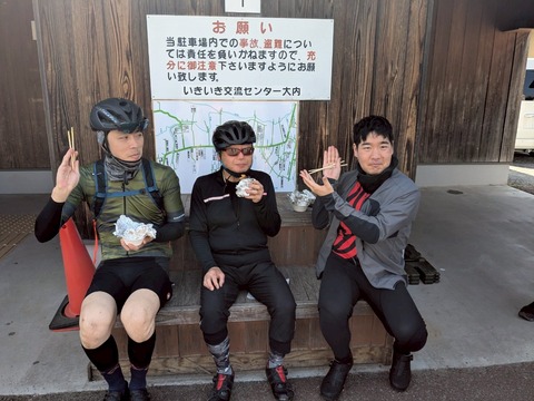 LINE_ALBUM_2025428_250428_42