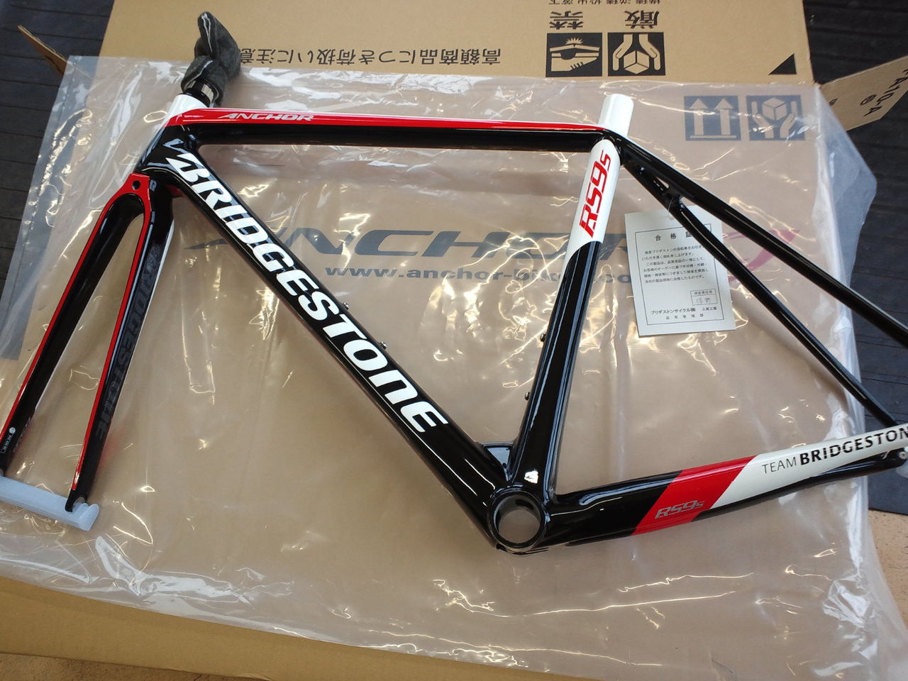 世界に30台！ANCHOR RS9S到着 : サイクルショップ ワラガイ