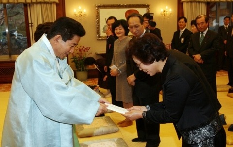 20120504114209_1_3