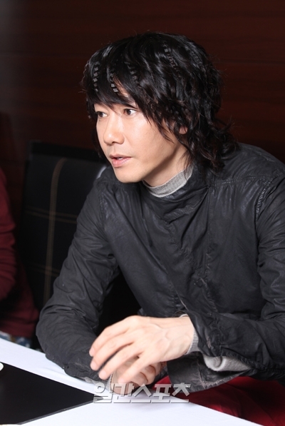 20120224052516_1_1