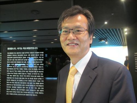 20120916083104_1_3