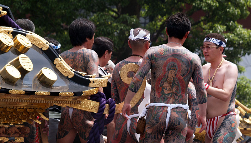 画像大量 浅草三社祭がドローンどころじゃないと話題wwwww わらめでぃあ
