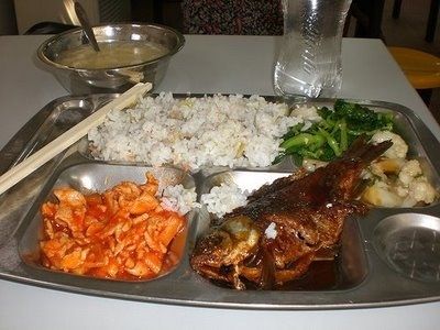 https://livedoor.blogimg.jp/warazone/imgs/7/1/7105f57d.jpg