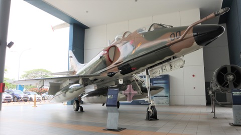 TA-4SU