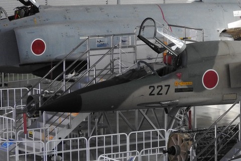 F-1機首(2)