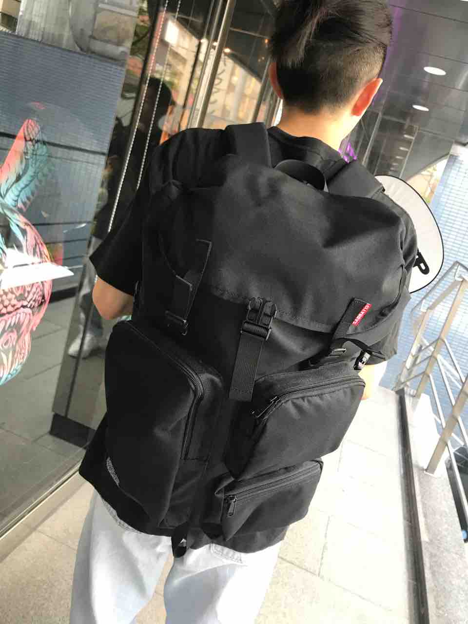 夏休みみんなどこいくの っ お出かけカバンありますよ スタッフの近況報告笑 Warp Staff Blog