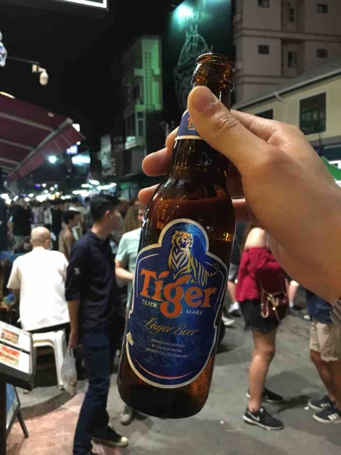 CBB27309-E4F1-4AD2-9F92-A8AFD5E491CA