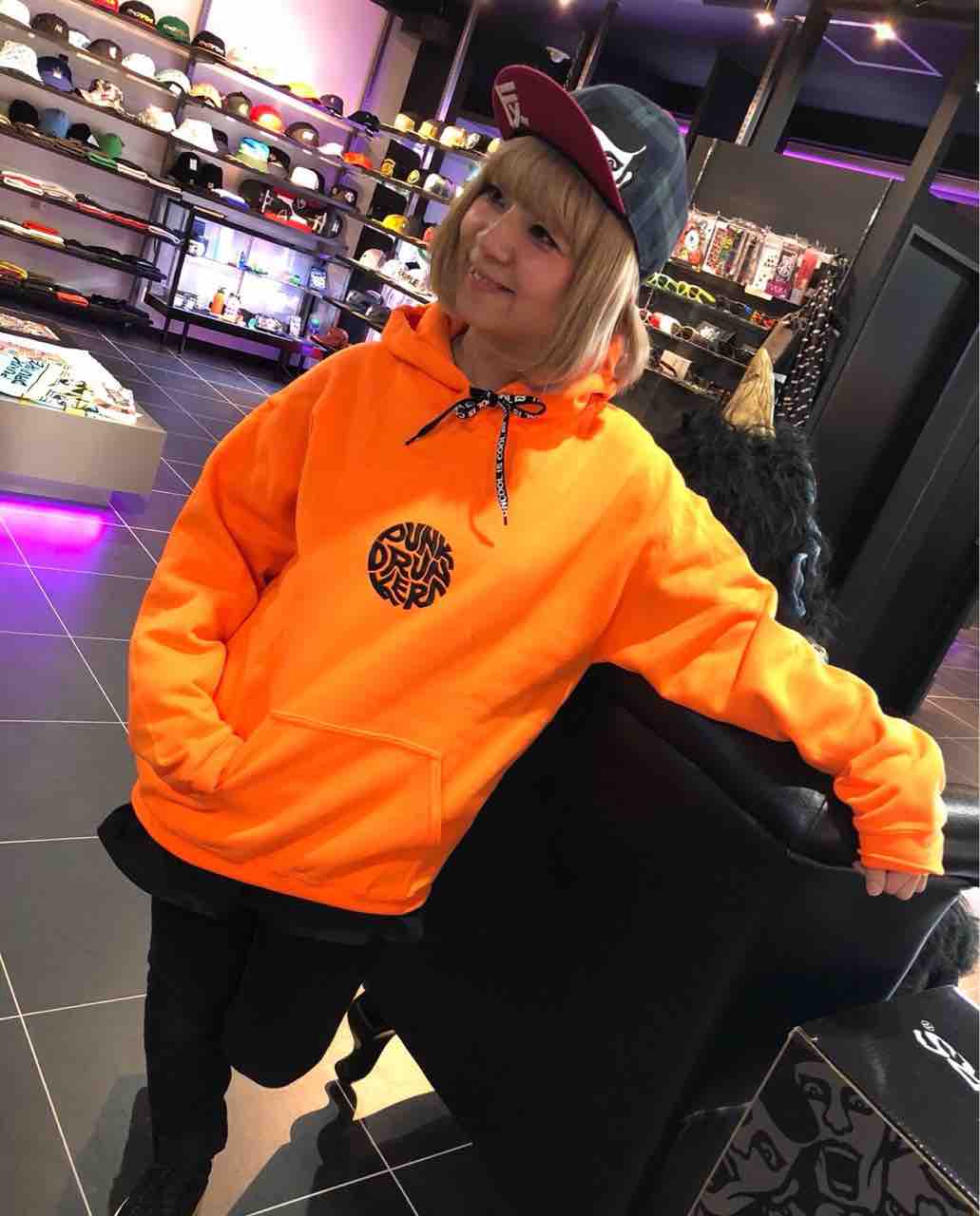 【別注・希少】 PUNK DRUNKERS × WARP マルロゴ刺繍 パーカー 別注・希少】 PUNK DRUNKERS × WARP マルロゴ刺繍 パーカー