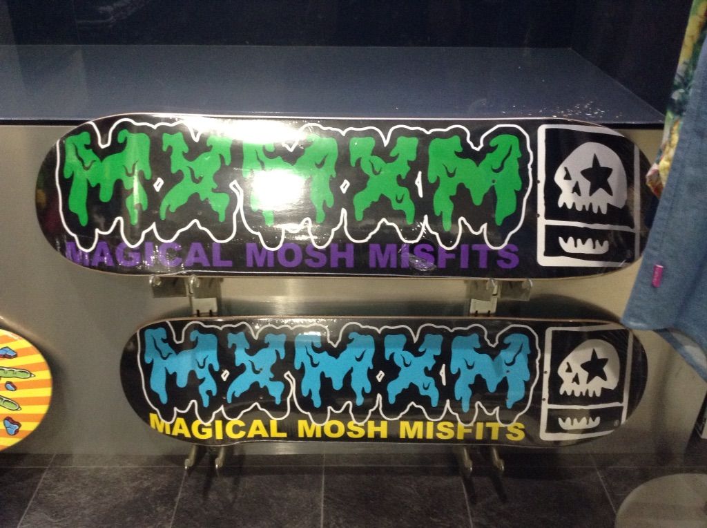 スケボー乗っちゃう？(PUNK DRUNKERS)(ROLLING CRADLE)(MAGICAL MOSH