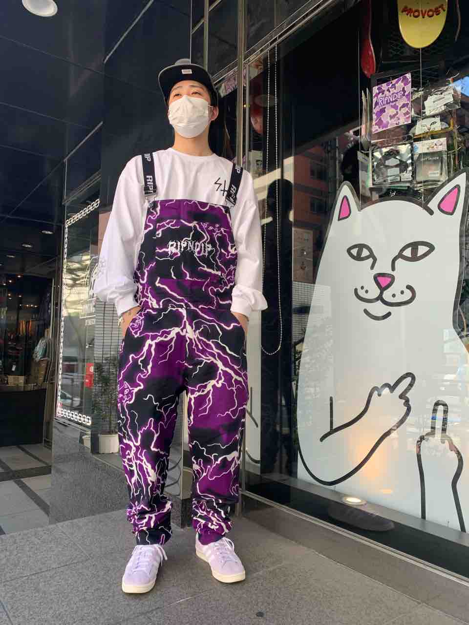 【ほぼ未使用】RIPNDIP リップンディップ 猫 総柄　セットアップ　Lサイズ