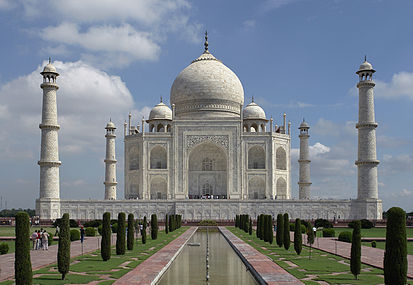 413px-Taj_Mahal,_Agra,_India_edit3