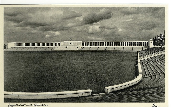1280px-Zeppelinfeld1