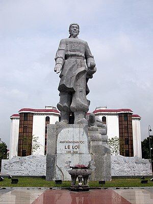 300px-Le_Loi_statue