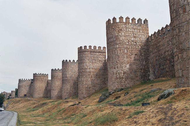 1280px-Ávila_24-8-2002