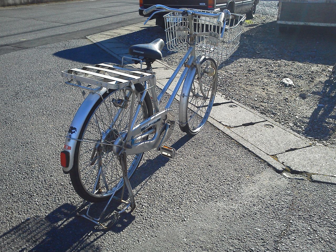 新聞 屋 自転車