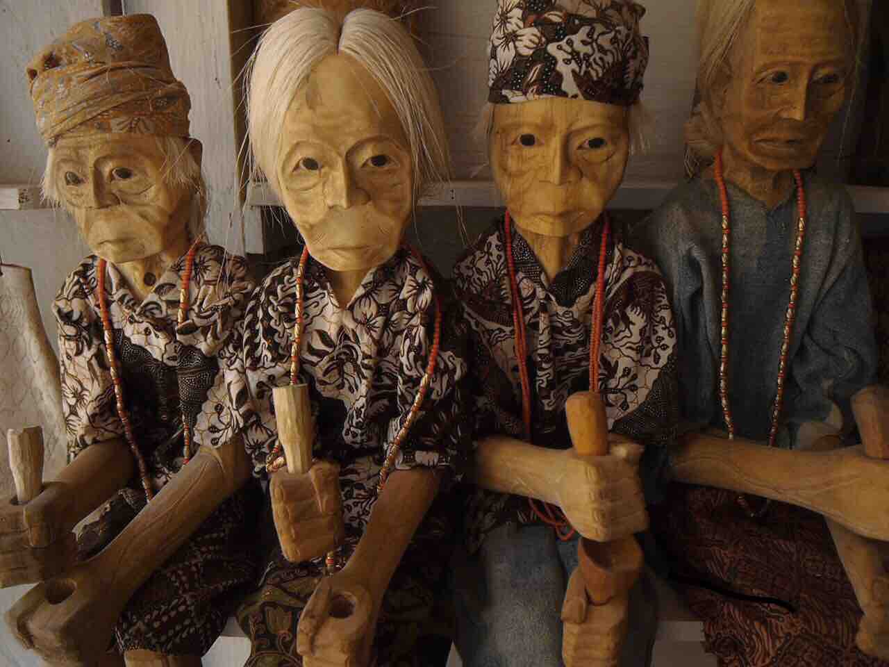 天国に早く昇れるお墓 世界一周編 スラウェシ島 In インドネシア アラサー独女茨道