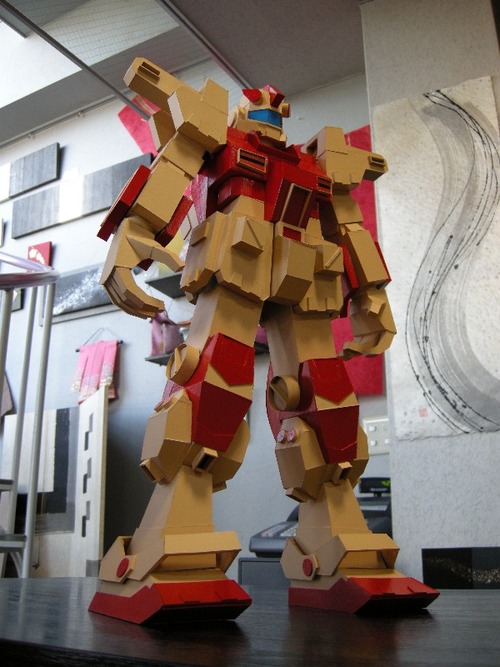 紙製のロボット