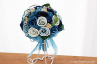和紙の花(結婚1周年の紙婚式や、プロポーズプレゼントに最適な受注生産品の和紙ラウンドブーケ・花束)ブルー、正面