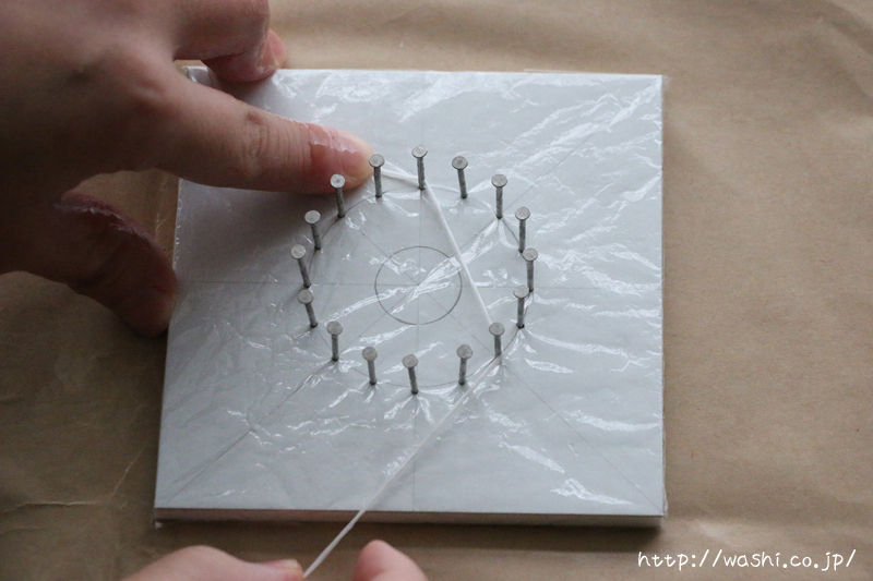 Diy 和紙飾り 紙糸を使ったクリスマスオーナメントの作り方 浅倉紙業株式会社 ショールーム 紙あさくら のブログ