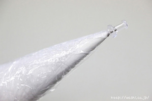 【DIY 和紙照明・あかり】製作開始(1:ラップを巻いて、先端にダルマピンを入れる) (2)