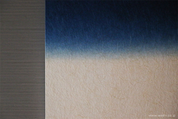 ゆるやかな時間を過ごせる 群青色の和紙アートパネル−Washi(Japanese Paper) Modern Wall Art Panel (弥生の間、パネルデザインアップ)