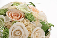 和紙の花(結婚1周年の紙婚式や、プロポーズプレゼントに最適な受注生産品の和紙ラウンドブーケ・花束)ホワイト、アップ
