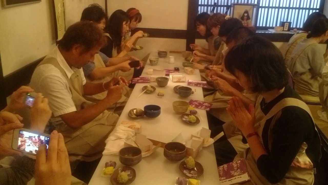 扇町マテリアル会議のメンバーと行く京都七条での和菓子作り体験 大阪市の天王寺区 和紙問屋3代目の日々雑感 扇町マテリアル会議のメンバーと行く京都七条での和菓子作り体験 大阪市の天王寺区 和紙問屋3代目の日々雑感